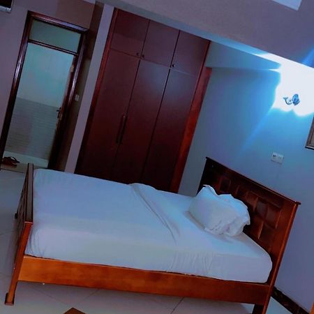 Super Paradise Hotel Kampala Eksteriør bilde